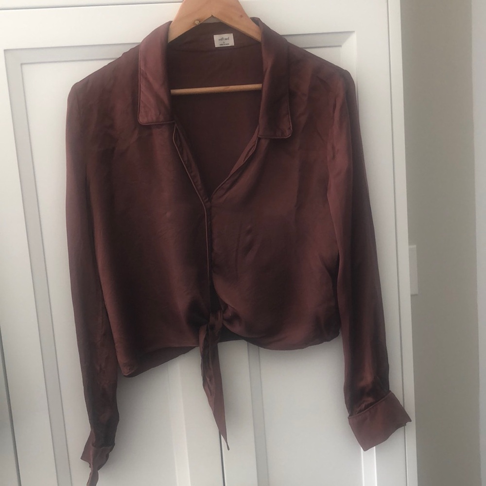 Aritzia Wilfred Tie Front Blouse in a rich Brown Size S